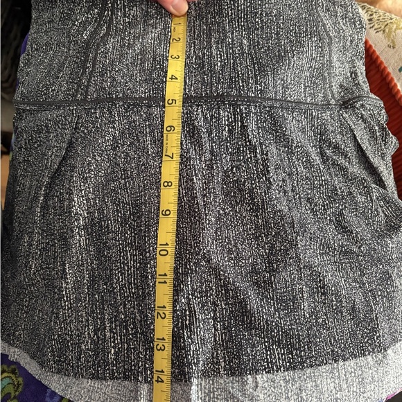 Lululemon skirt - Picture 7 of 7